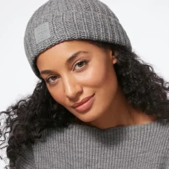 Met Logo Knit Beanie