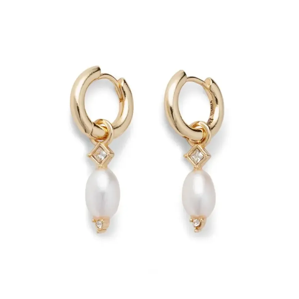 Royal Tudor Small Hoop Earrings With Pearls