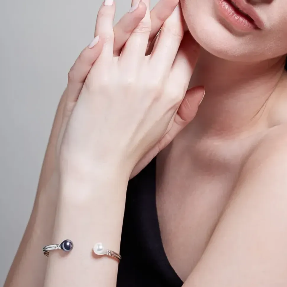 Venus Pearl Silver Cuff, Black/White